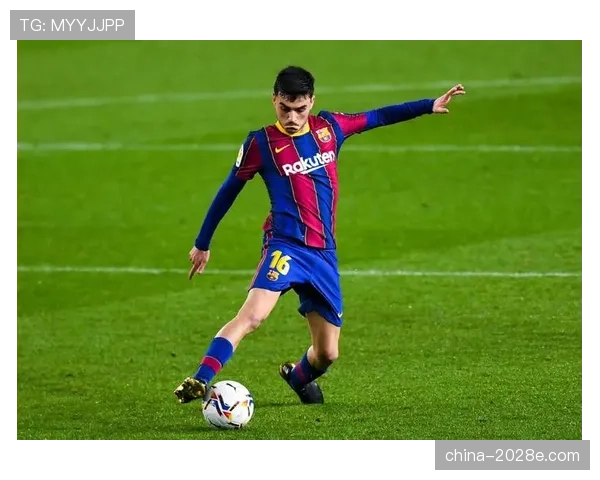 佩德里如何成为巴萨中场的节拍器？体系适配与技术特质解析
